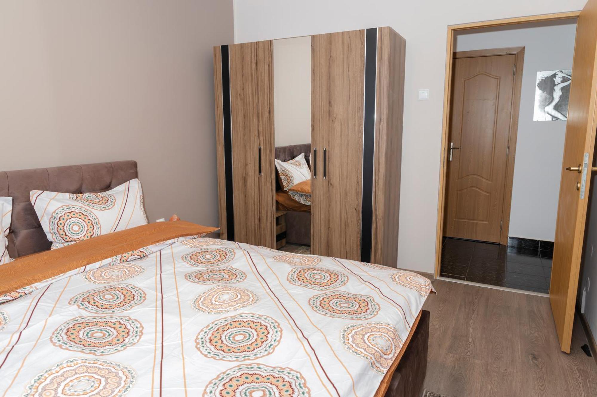 Green Vetiver Apartment Sibiu Exteriör bild